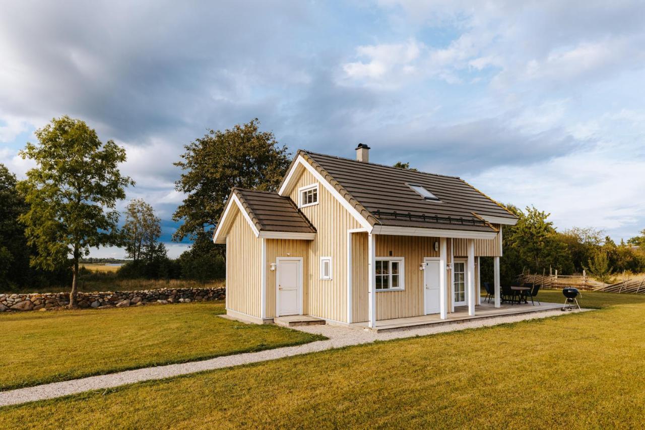 Holmiranna Holiday Homes Kungla Exteriör bild