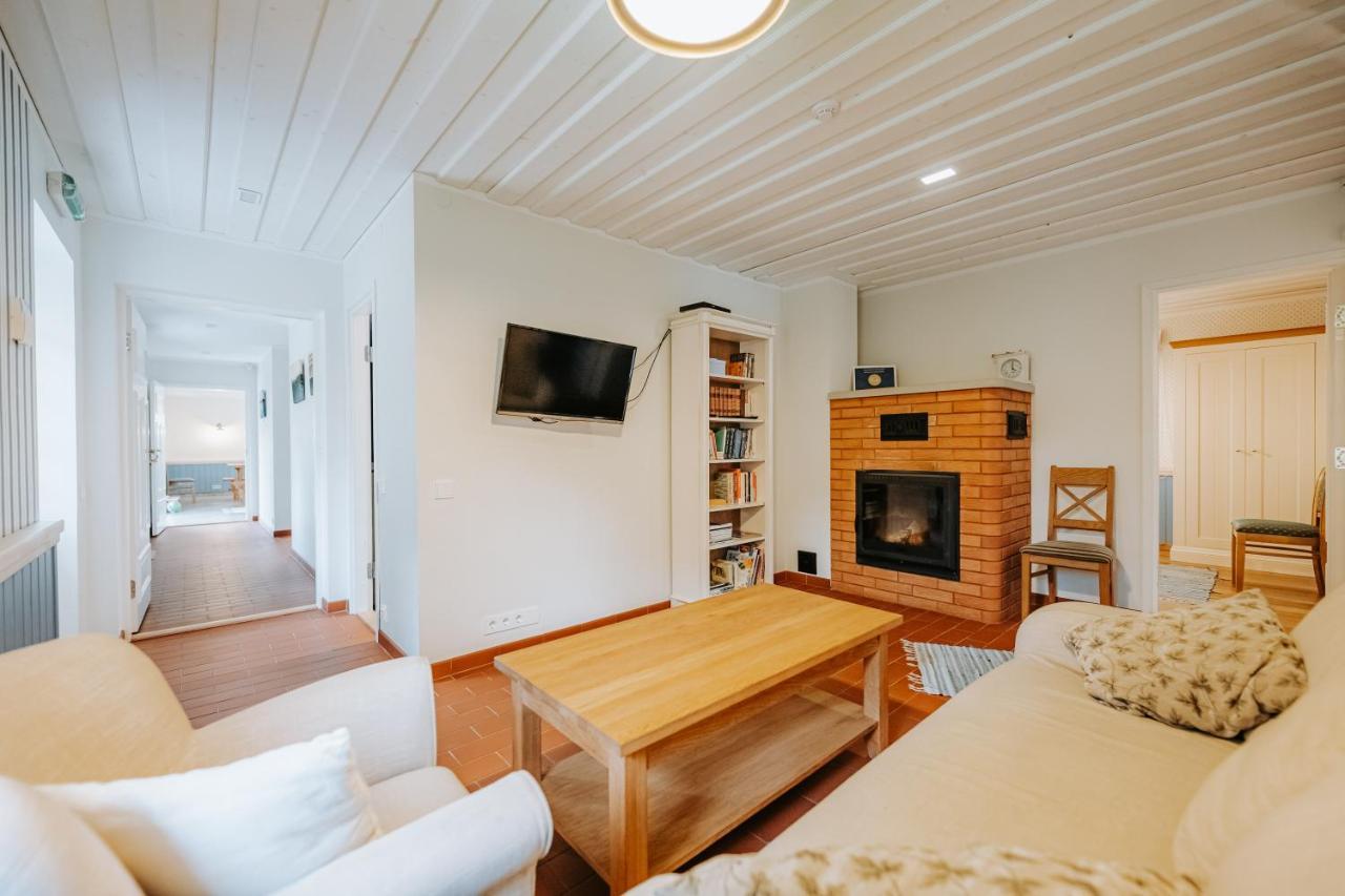 Holmiranna Holiday Homes Kungla Exteriör bild